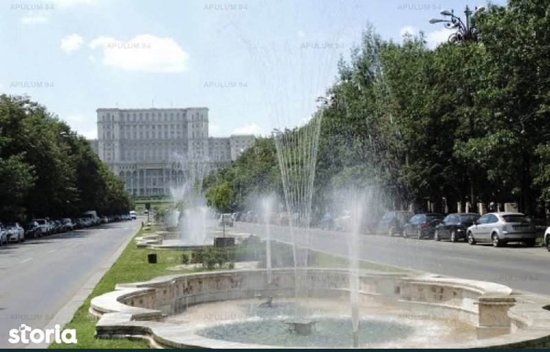 Unirii, Piata Constitutiei,